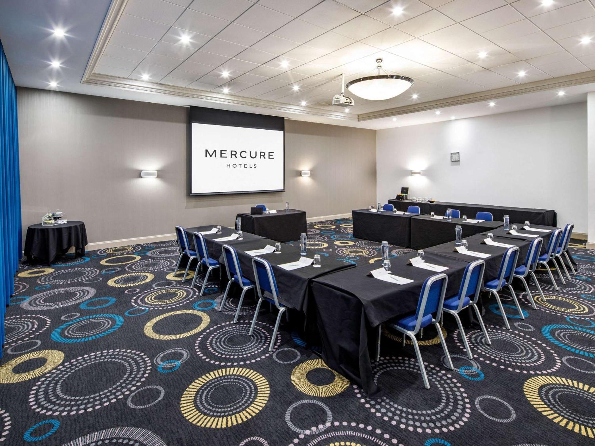 Mercure Telford Centre Hotel Eksteriør billede